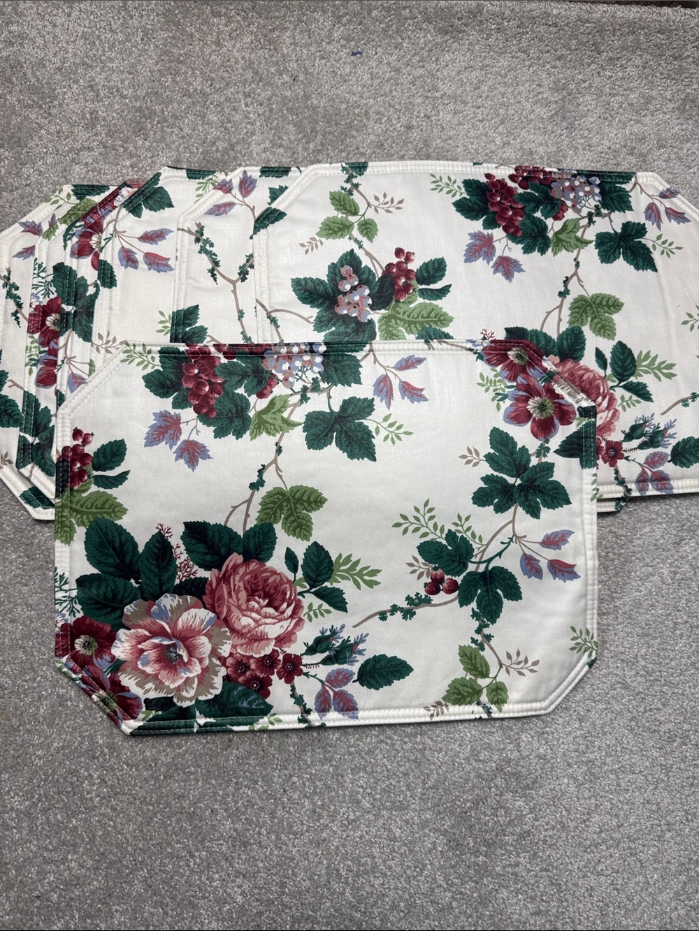 WAVERLY PLEASANT VALLEY COLONIAL TABLE PLACEMATS LOT OF 7 FLORAL COTTAGECORE